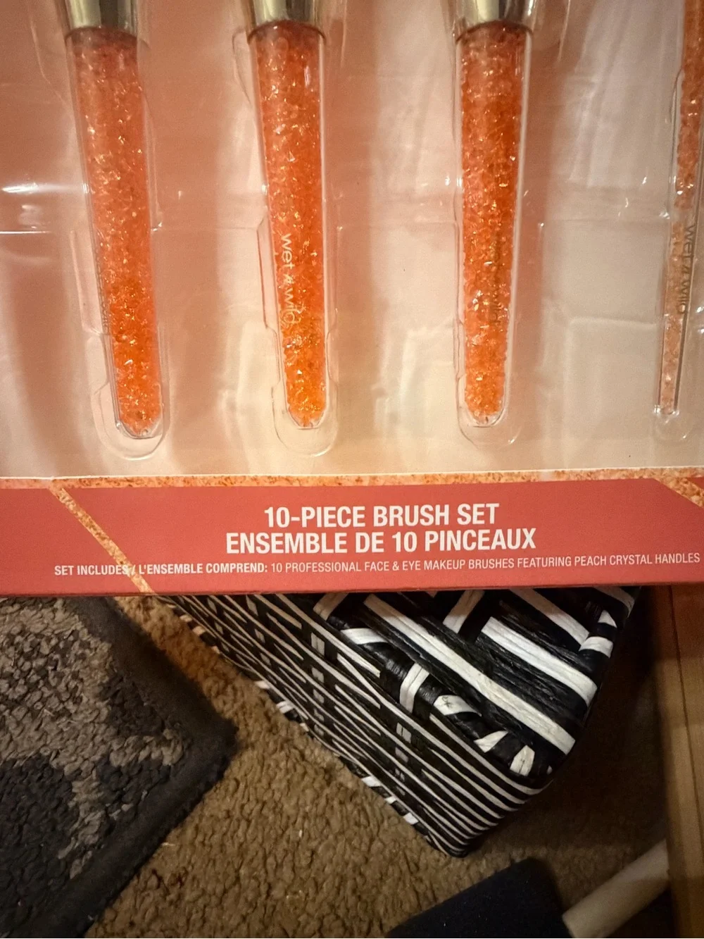 Brand New Wet n Wild 10-Piece Pro Brush Set - Peach Crystal Handles